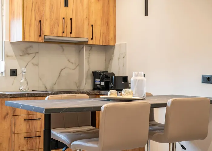 Lägenhet The Neptunian